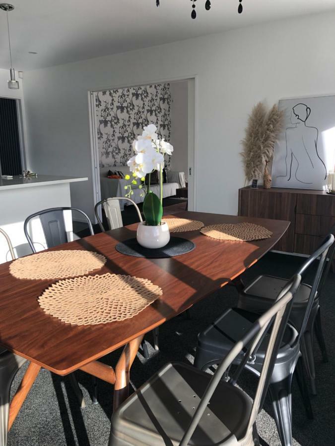 7*7 Holiday Home Christchurch Buitenkant foto